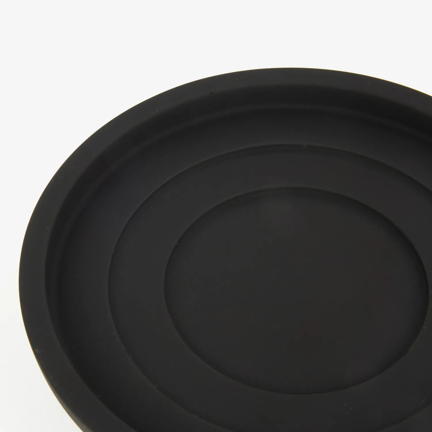 Casa Viva Jabonera negra de poliresina Carbon Ø11cm