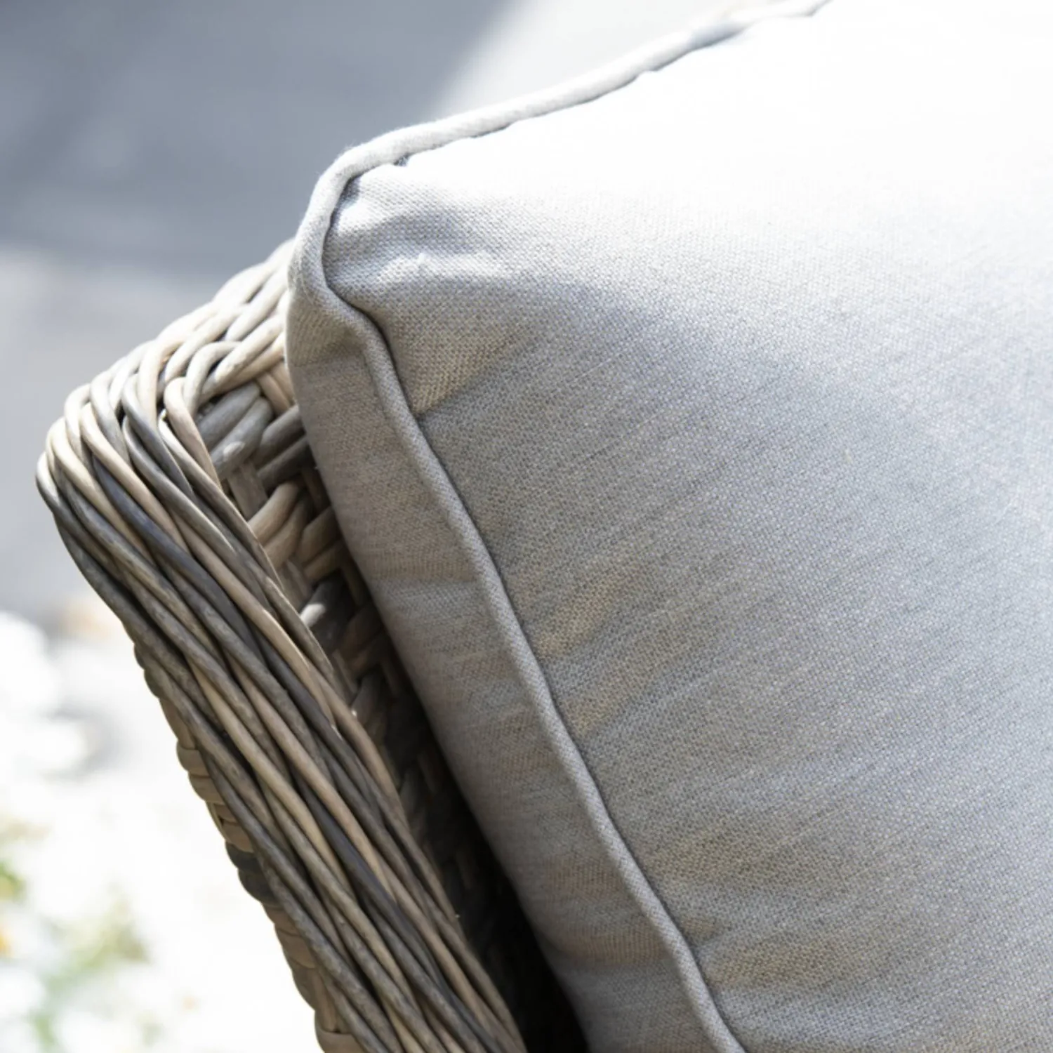 Casa Viva Set de jardín de 4 piezas de ratán sintético Lanai Outlet