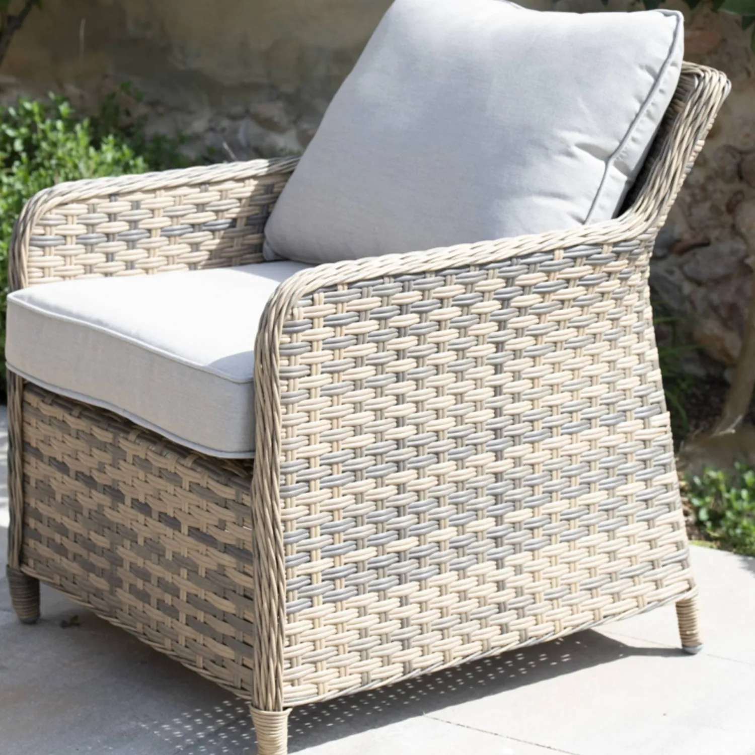 Casa Viva Set de jardín de 4 piezas de ratán sintético Lanai Outlet