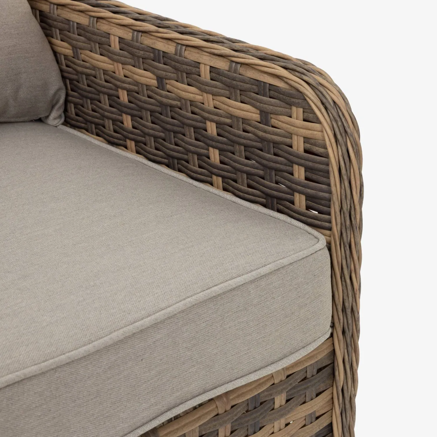 Casa Viva Set de jardín de 4 piezas de ratán sintético Lanai Outlet